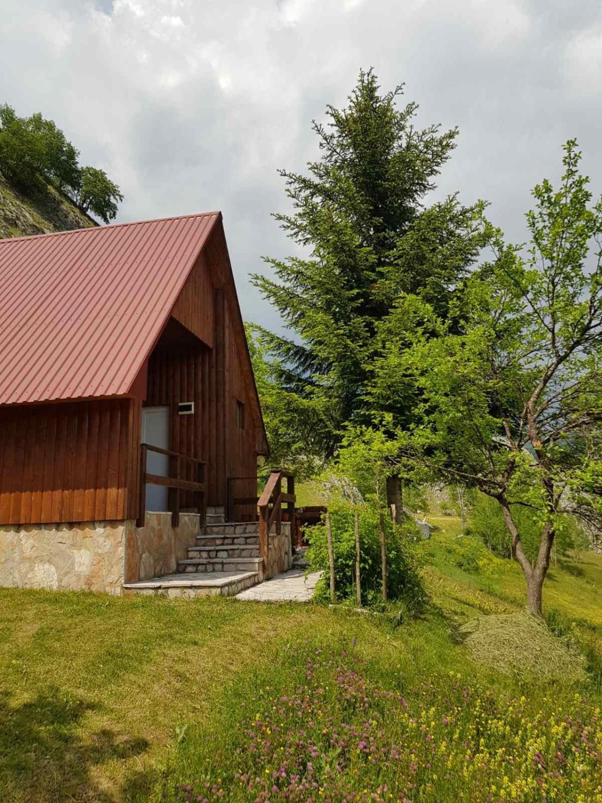 Detached House Milivoje Poscenje Exterior foto