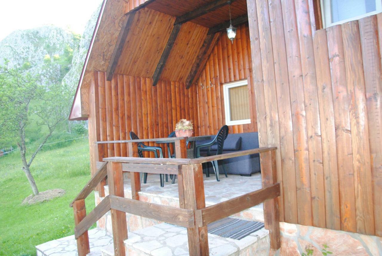 Detached House Milivoje Poscenje Exterior foto